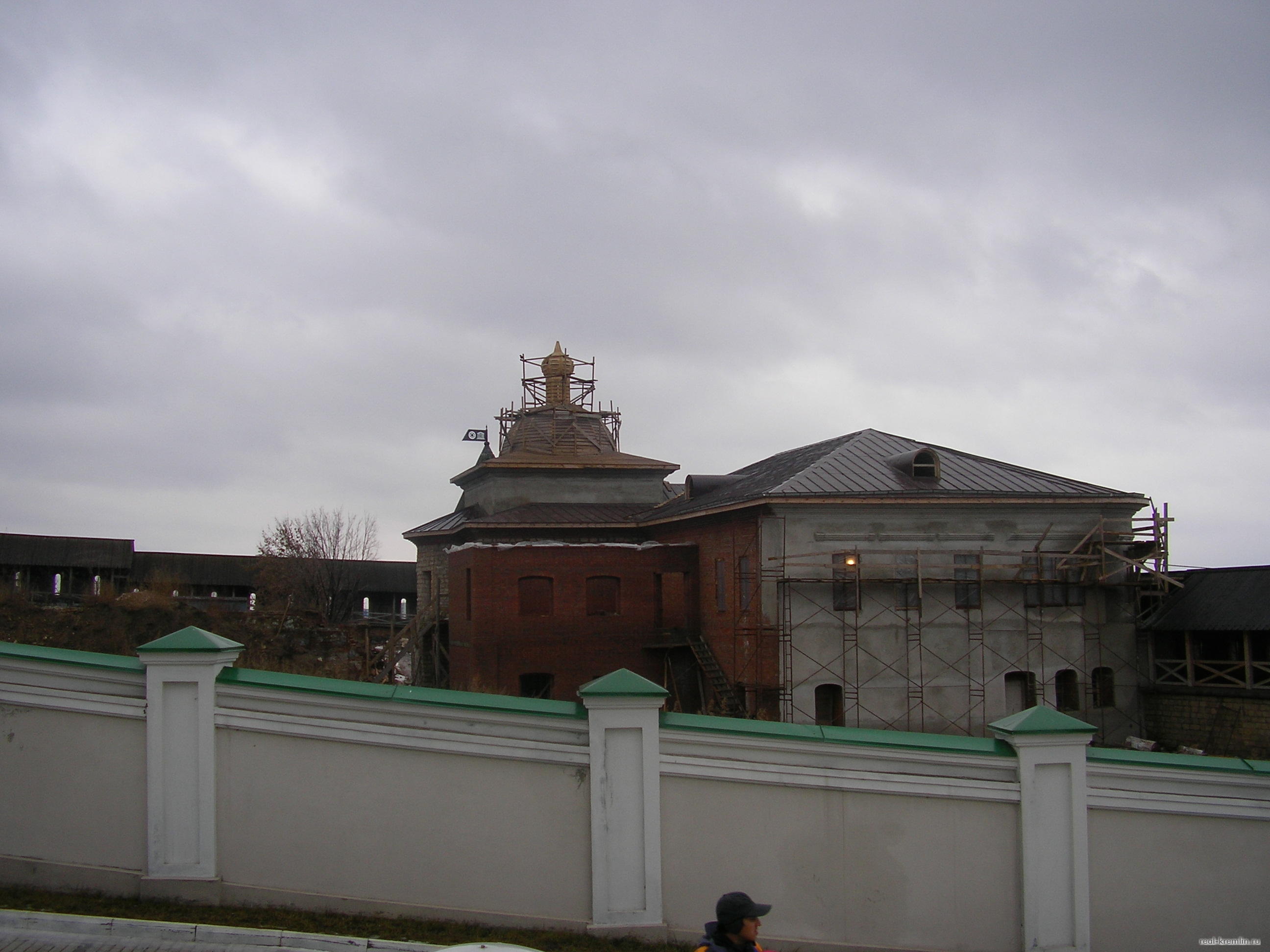 Реставрируемое здание Спасо-Преображенского монастыря