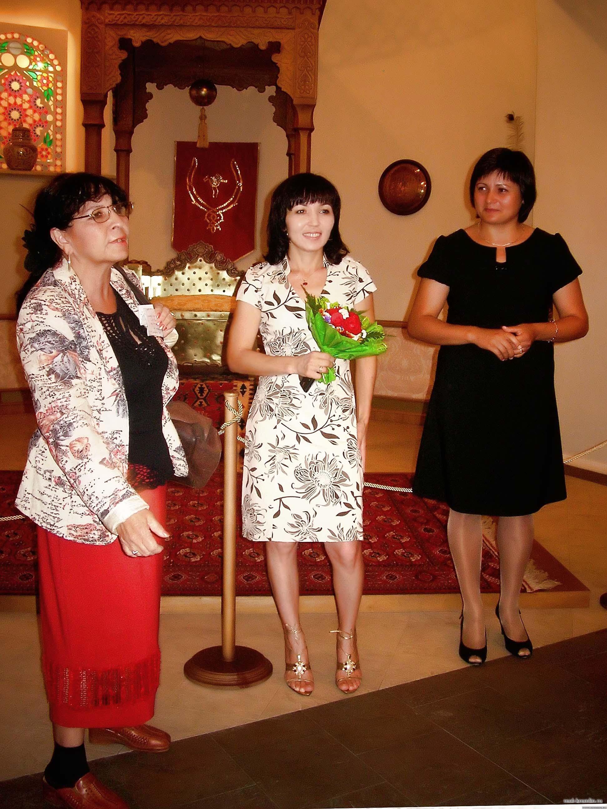 Шагеева Розалина Гумеровна (слева)