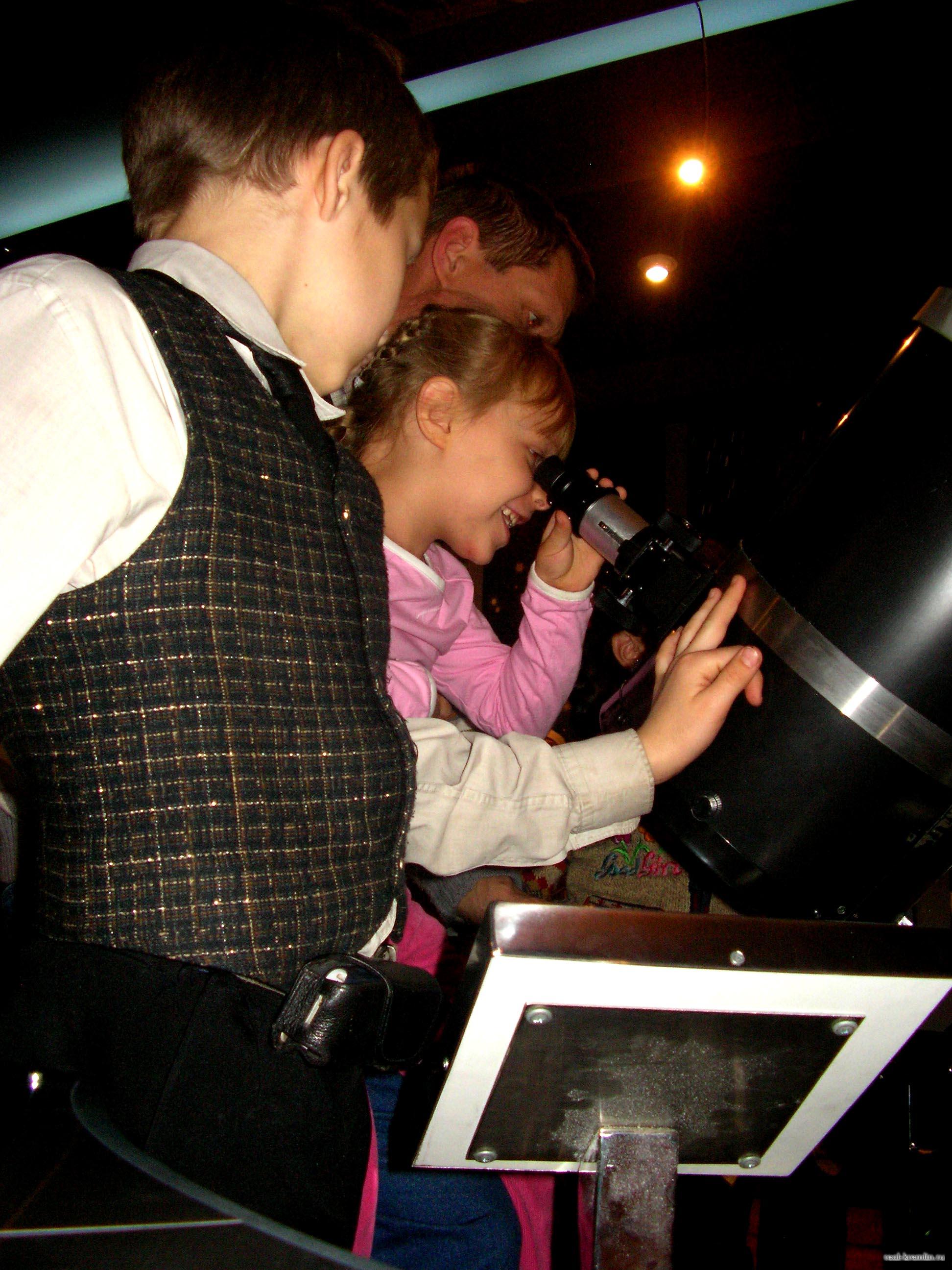 Изучение интерактивного телескопа