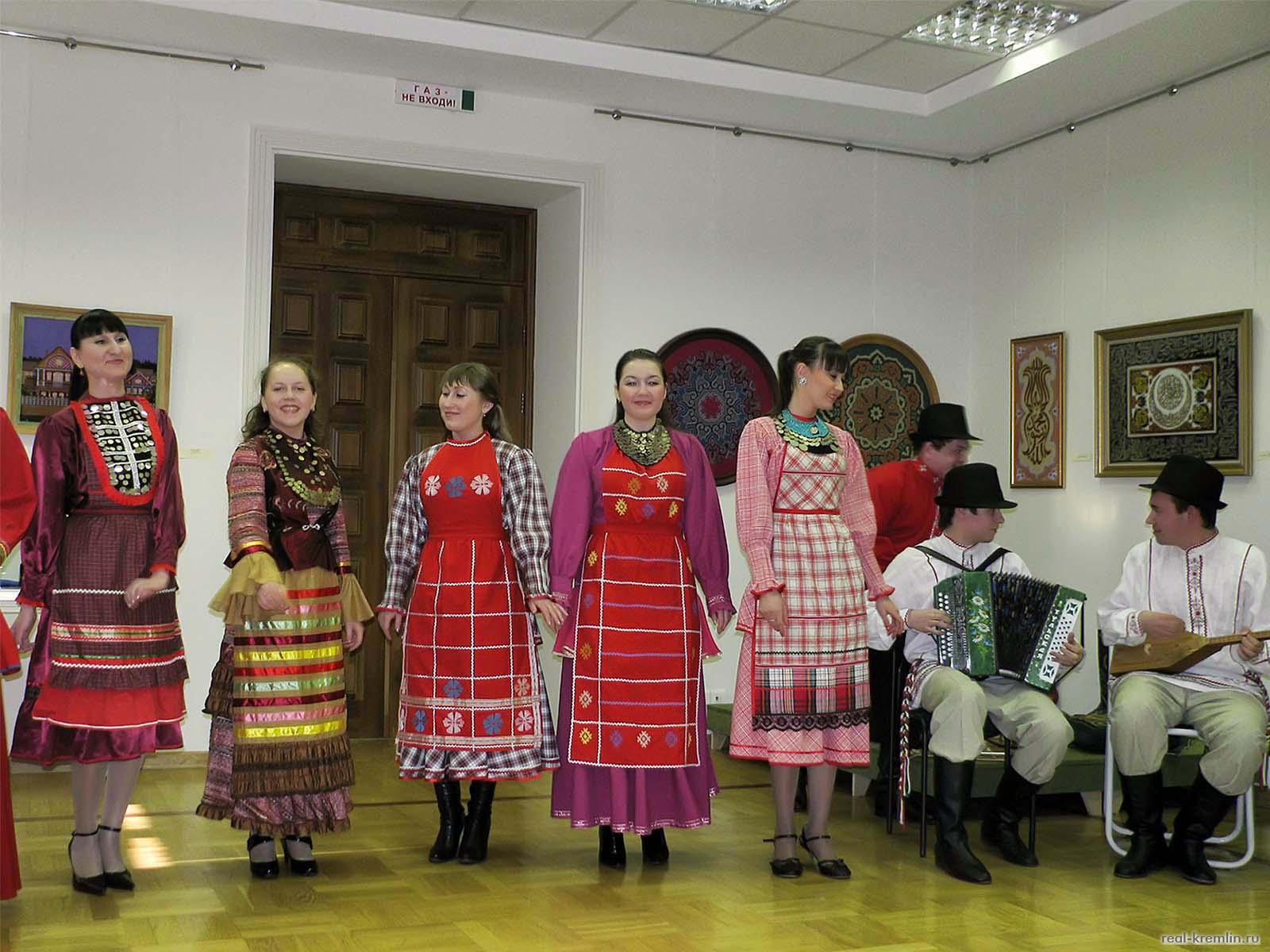 Ансамбль старинной татарской песни «Бөрмәнчек»